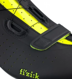 FIZIK Sapatos Estrada Tempo Overcurve R5 preto / amarelo fluor