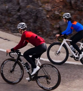 ETXEONDO Chaqueta Lur Gore-Tex Windstopper azul / naranja