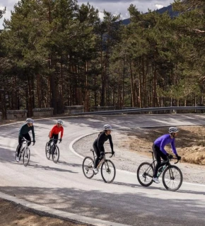 ETXEONDO Chaqueta Dena Gore-Tex Windstopper naranja