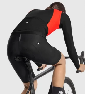 ASSOS Chaleco Mujer Dyora R 2/3 S11 naranja