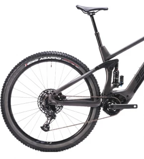 BERRIA Mako GT Pro XT cinza