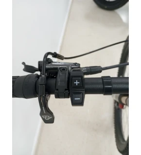 BH Core Ilynx Trail 8.8 branco / azul