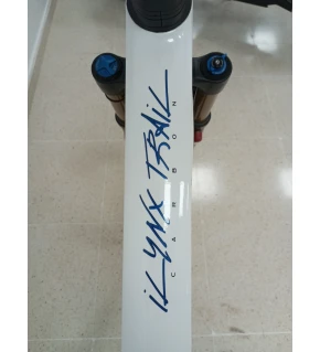 BH Core Ilynx Trail 8.8 branco / azul